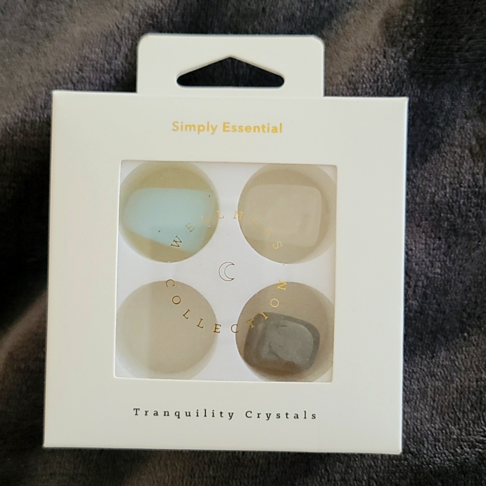 NWT tranquility crystals 🔮